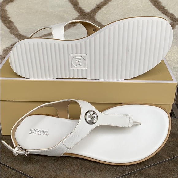 MICHAEL KORS JUDY THONG SAFFIANO PVC OPTIC WHITE - Picture 4 of 16